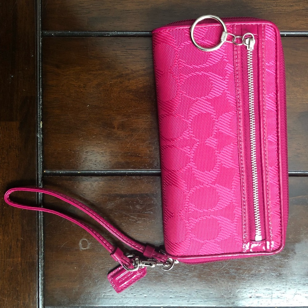 Coach wallet